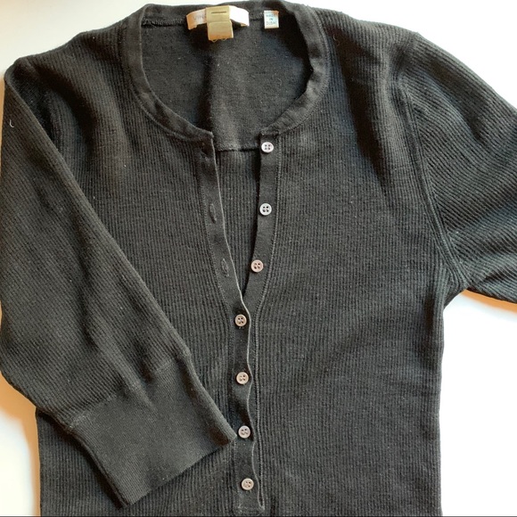 Vince. Soft 100% wool ribbed button down - Picture 2 of 6